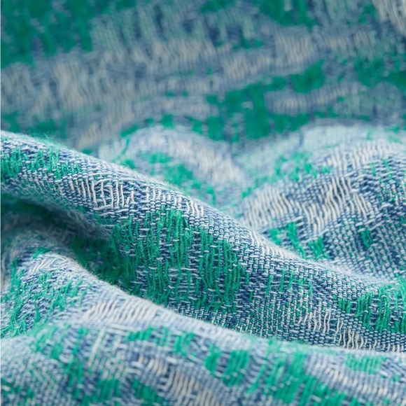 Urbanic Cutout Jacquard Jeans with Rhinestone - Picture 7 of 7